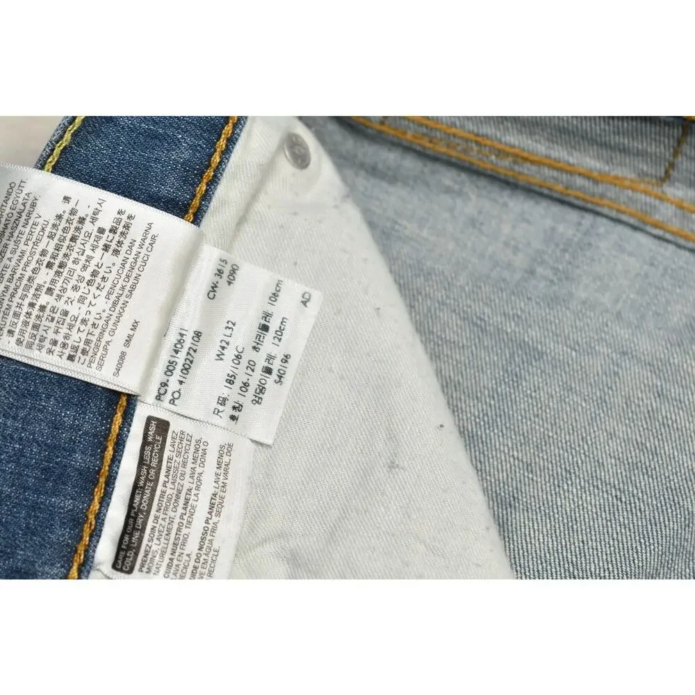 Levi's 514 Men's Straight Fit Jeans Blue Denim Size 42x32 99% Cotton Blend Light